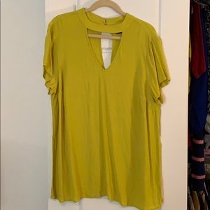 Crepe Keyhole Blouse
